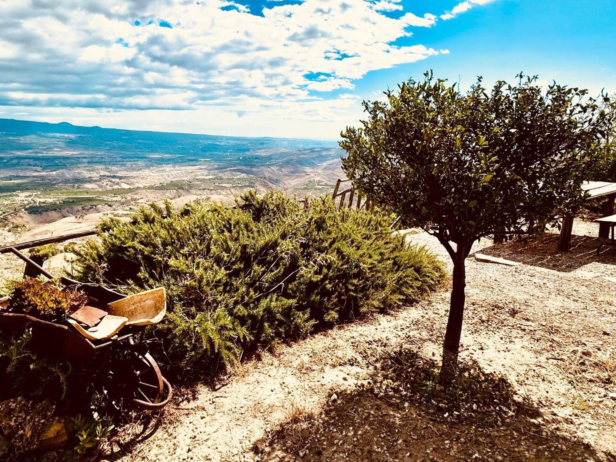 Casetta Girasole Centuripe エクステリア 写真